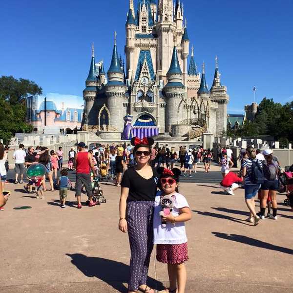 16 Signs You're Shamelessly Addicted to Disney World