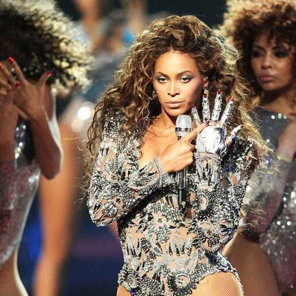 Single Ladies' Valentine's Day Ideas