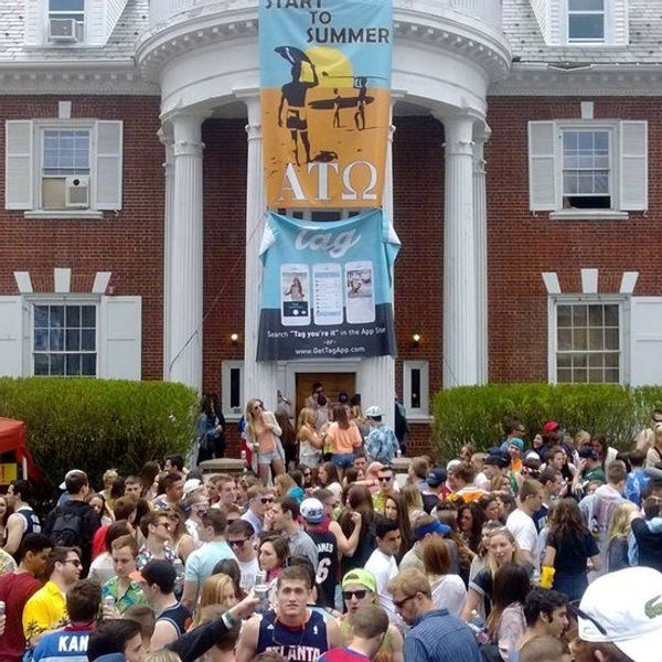 8 Reasons Why Daylong Szn Is Better Than Tailgating Szn