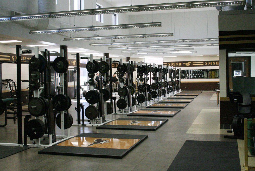 6 Weight Room Do’s And Don’ts