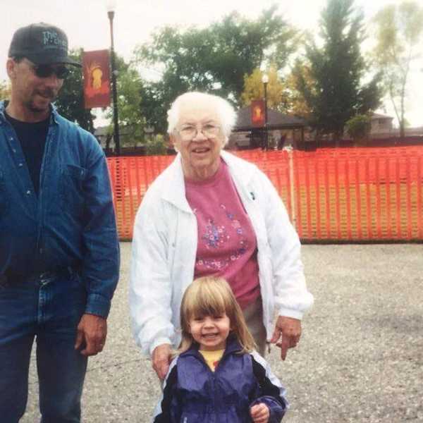 What It's Like Growing Up Without Grandparents