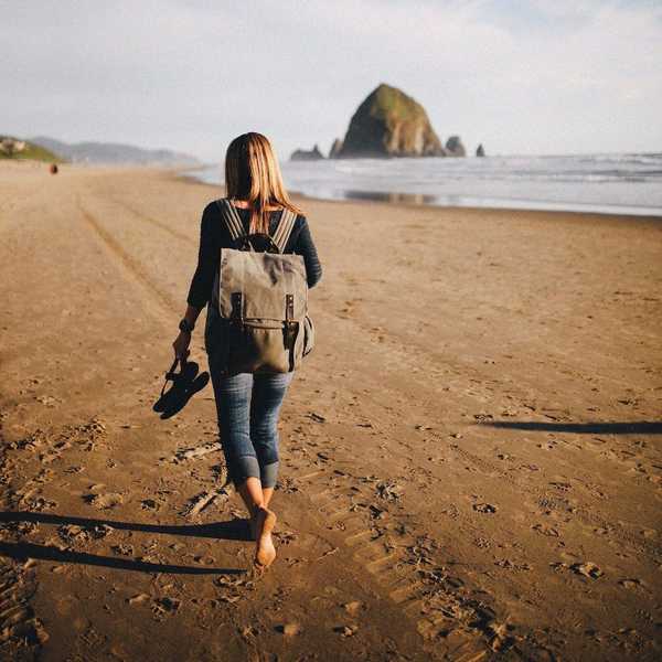 In A Street Full Of Splendid Strangers