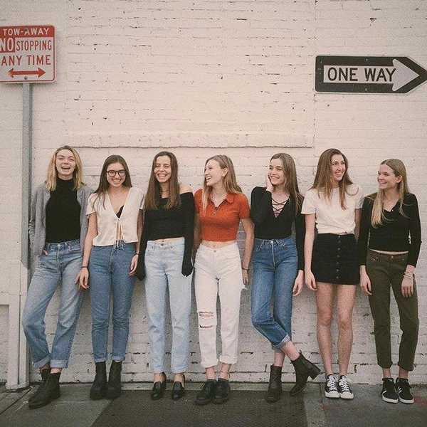 5 Best Websites College Girls Need For Online Shopping