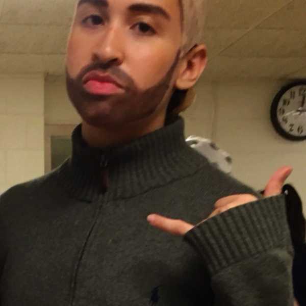 10 Ways To Get Rid Of Your "Fake" Friends In The New Year As Told By Drake