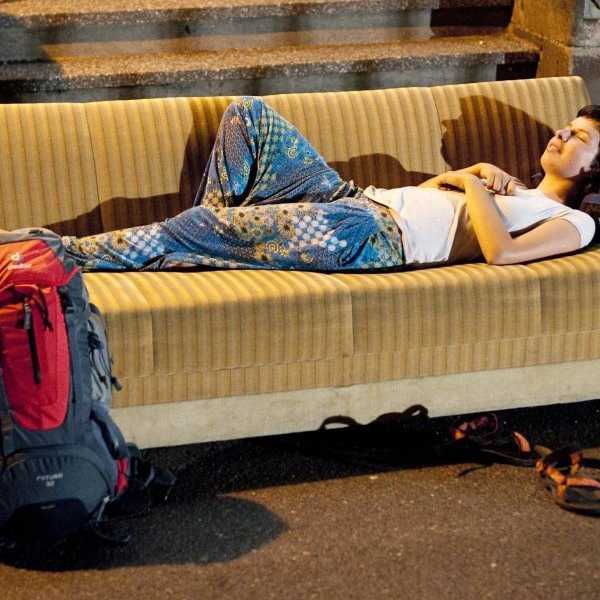 10 Thoughts When Couch Surfing