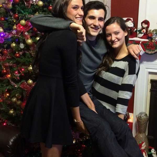 11 Things Every Guy Who Grew Up With Older Sisters Knows