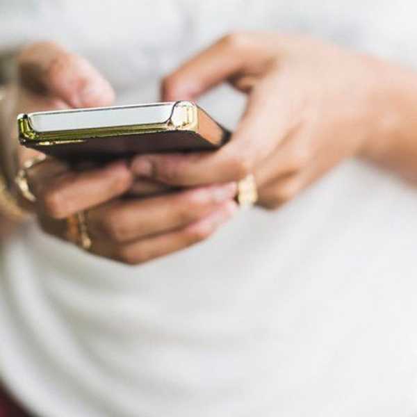 This Is What It Would Look Like If 2016 Could Text