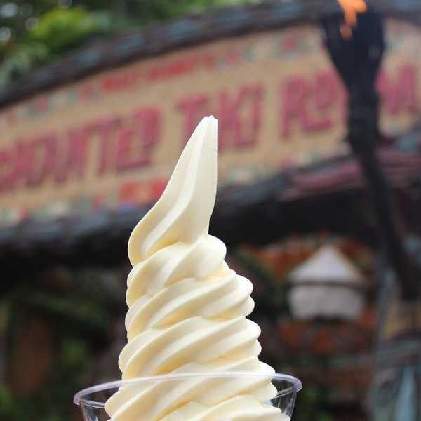 The Ultimate (Short) Disney Food And Drinks Bucket List