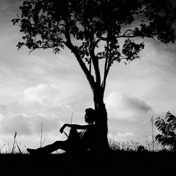 10 Signs You Are an Introvert Who Is Also An Extrovert