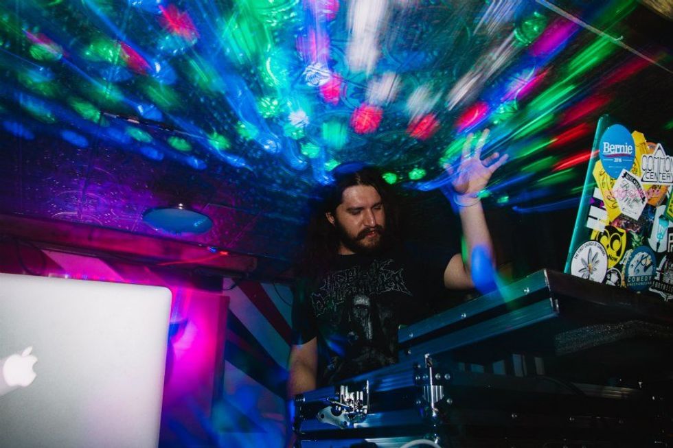 What It's Really Like To Date An EDM Producer And DJ