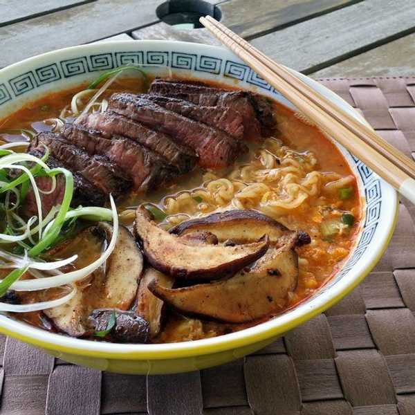 6 Instant Noodles That Helped My Broke Ass Survive 2016