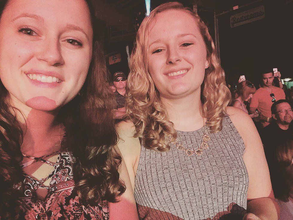 10 Reasons I Am Thankful For My Sister