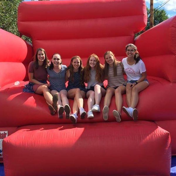 An Open Thank You Letter To The First Friends I Made At College