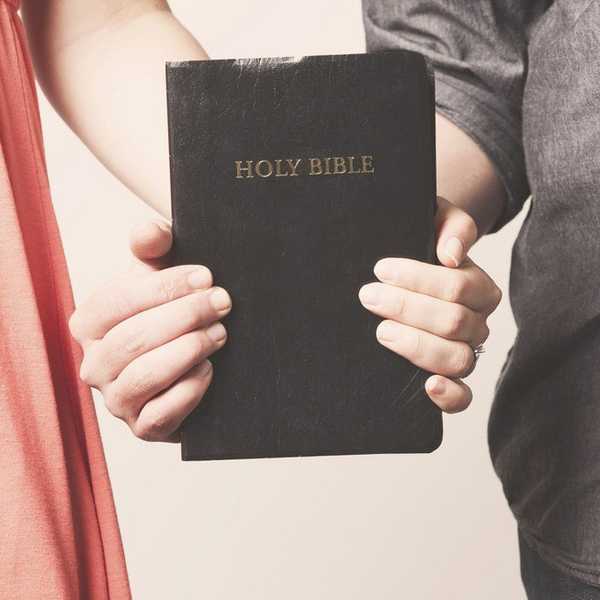 Pursuing A Christ- Centered Relationship