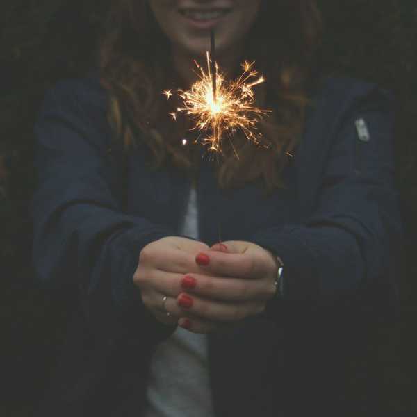 9 Realistic New Year's Resolutions For College Students