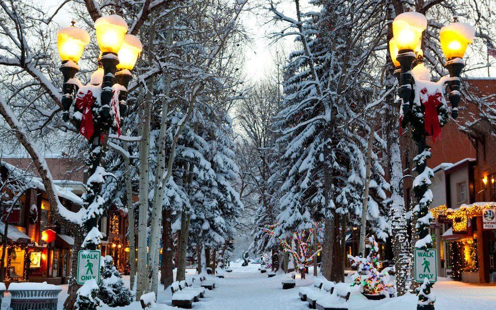 20 Christmas Towns To Add To Your Bucket List