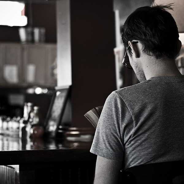 Why It's Okay To Eat Alone Sometimes