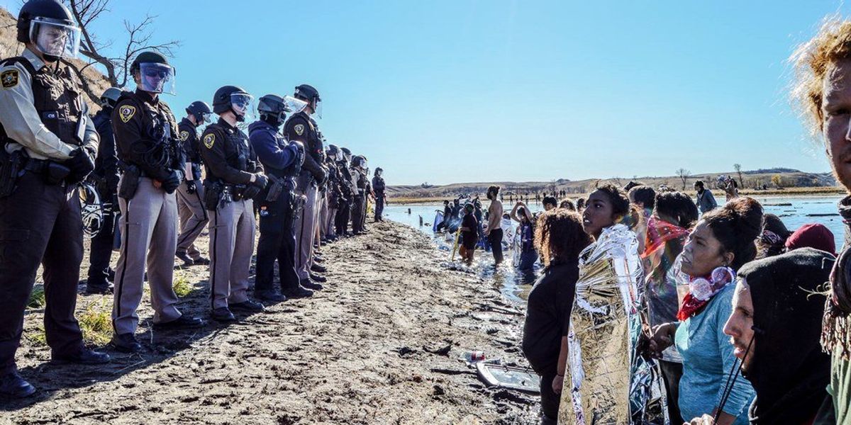 Dapl Protest Fenced The New Trail Of Tears: The DAPL Protests | The Odyssey Online