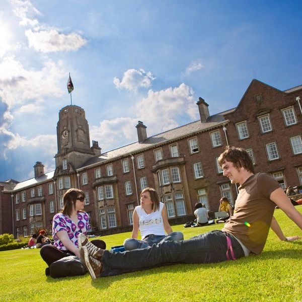 Dear Final Students: Please Take Care Of Yourself