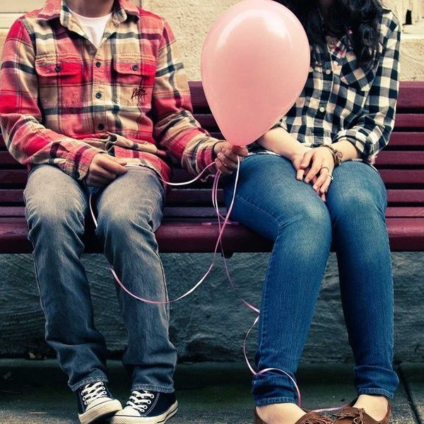 21 Thoughts Every Girl Has About Her Crush