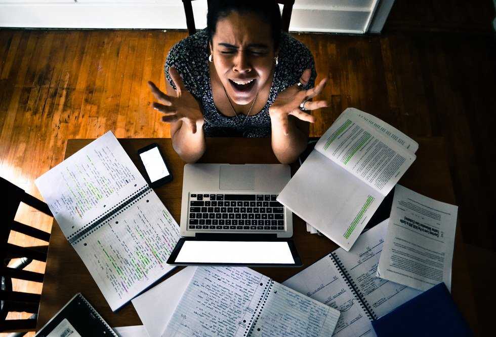 12 Thoughts Of Every College Student This Point In The Semester