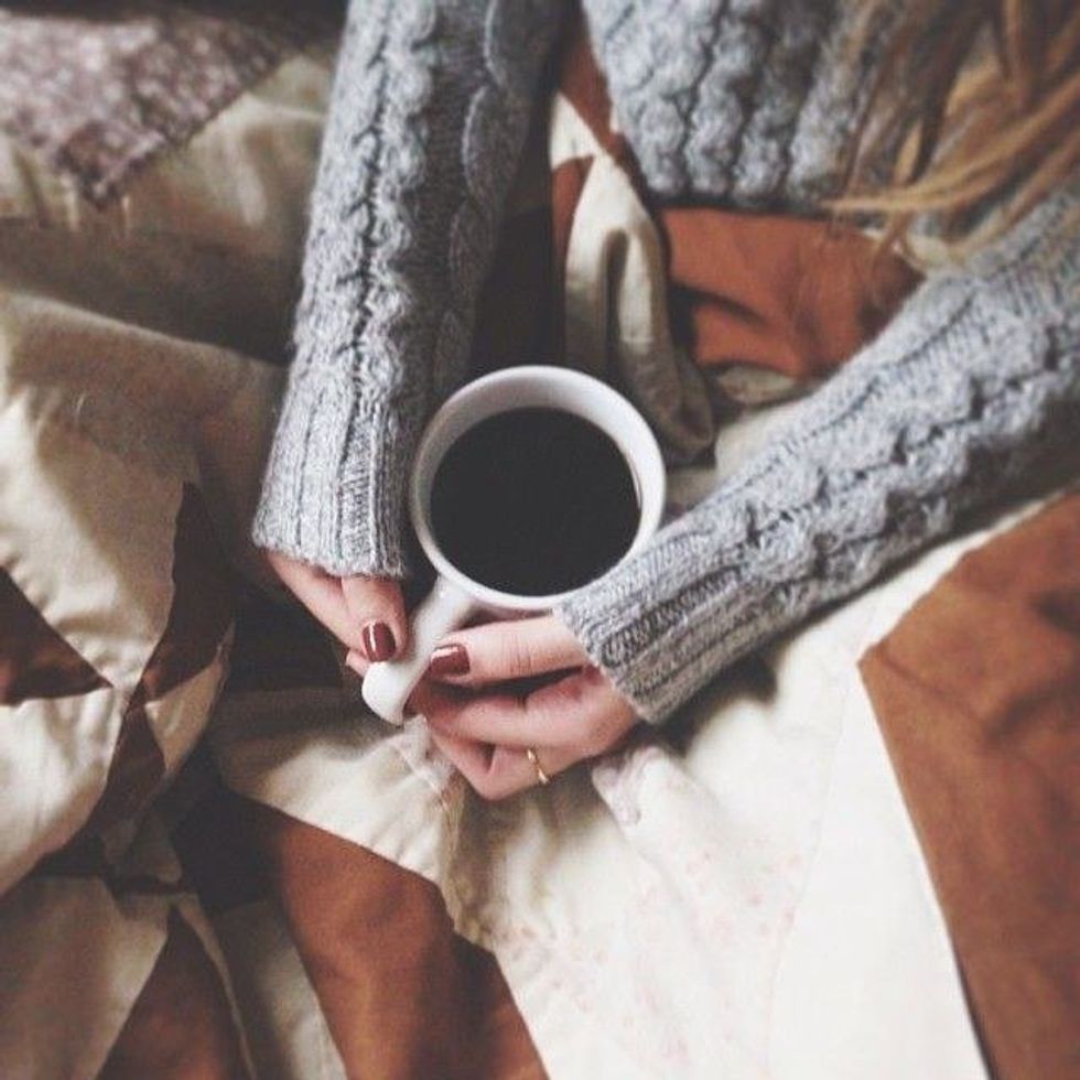 22 Aesthetically Pleasing Songs To Listen To This Winter