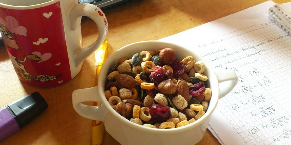 Study Session Snacks 8 Of The Best Study Snacks For Finals | The Odyssey Online