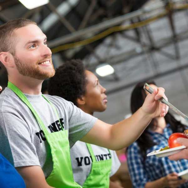How to Give Back this Holiday Season