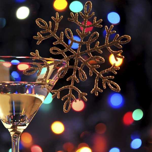 6 Reasons We Love the Holidays