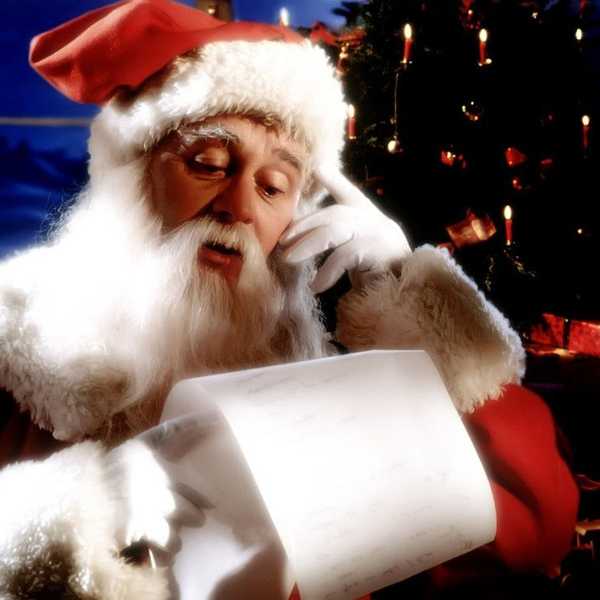 16 Things Every College Student Wants for Christmas