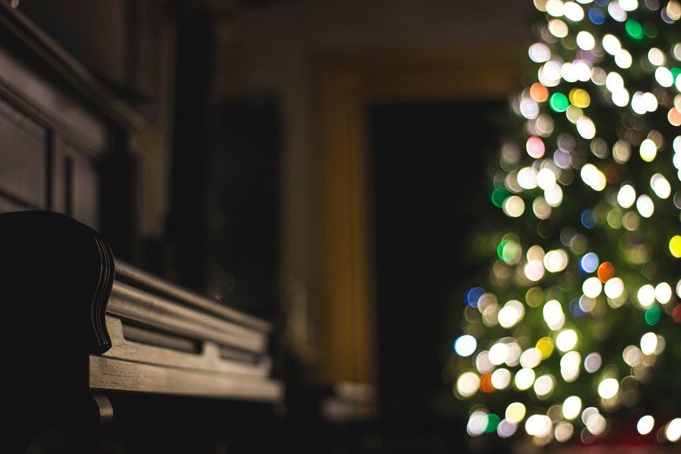 23 Songs That Need To Be On Your Christmas Playlist