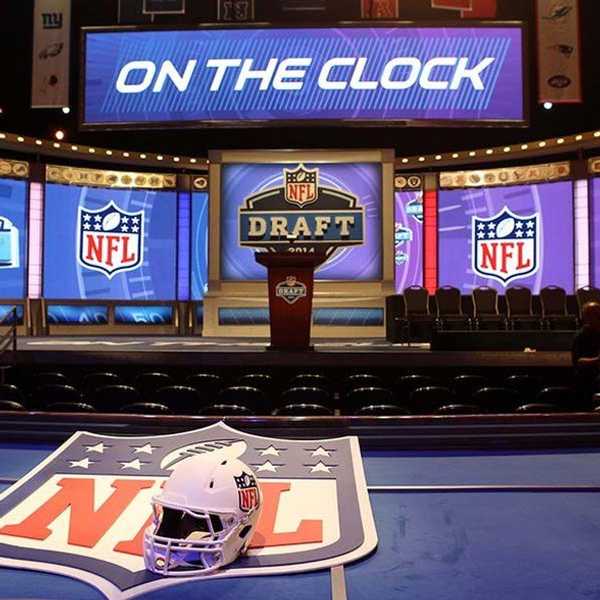 Comparing The Transition From College To Professional Football & Basketball