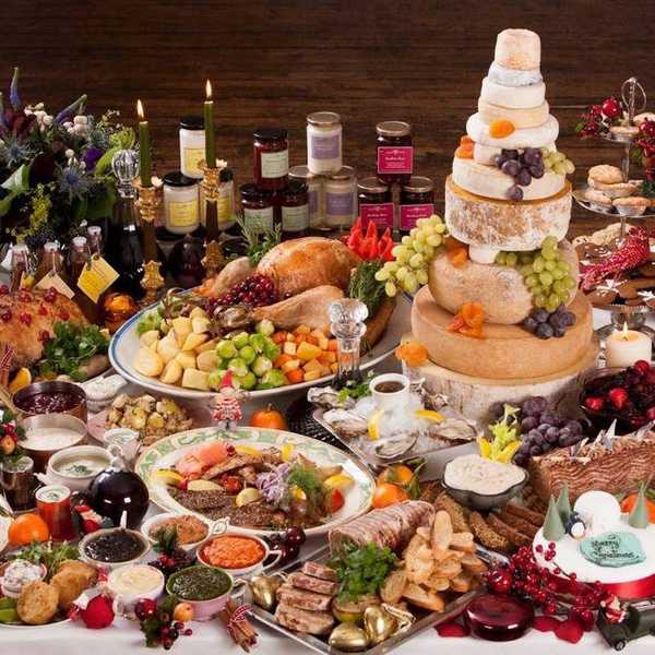 10 Holiday Foods Everyone Loves To Hate