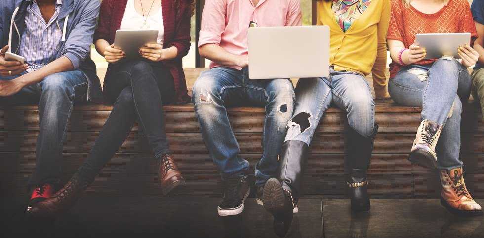 12 Tips For College Students To Stay On Track