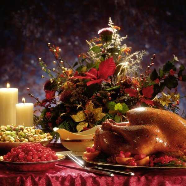 5 Discussions to Have At the Thanksgiving Table