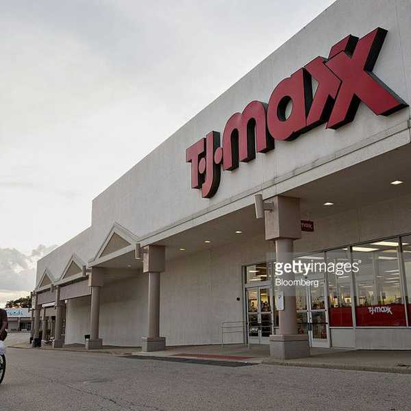 5 Reasons Why You Should Consider "Smart" Shopping For The Holidays