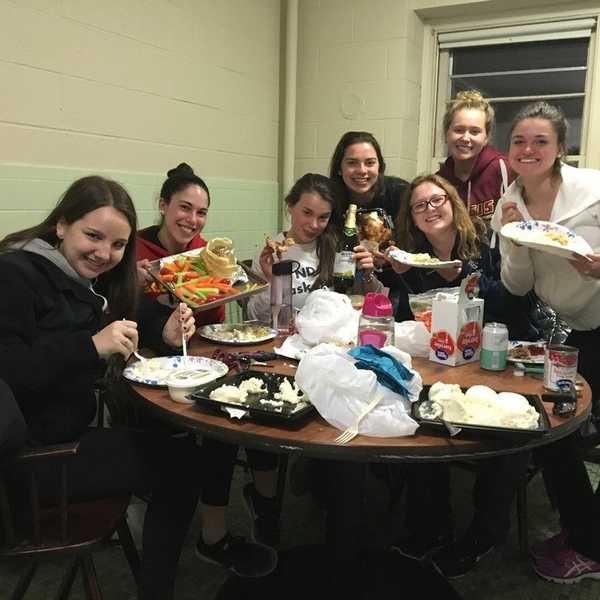 9 Reasons Why I Am Thankful For My New Friends In College
