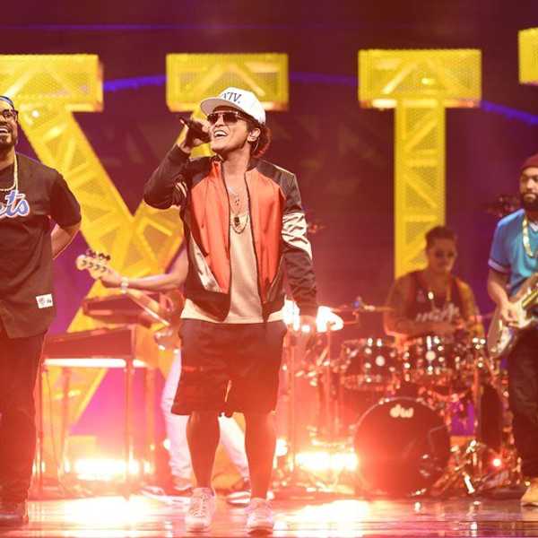The Magic in Bruno Mars' "24K Magic"