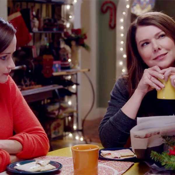 9 Delicious Foods You'll Need While Binge-Watching 'Gilmore Girls' This Weekend
