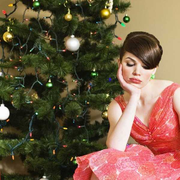 Single For The Holidays: A Survival Guide