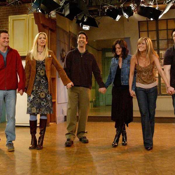 10 Things That Happen When Your Roommates Become Your Best Friends