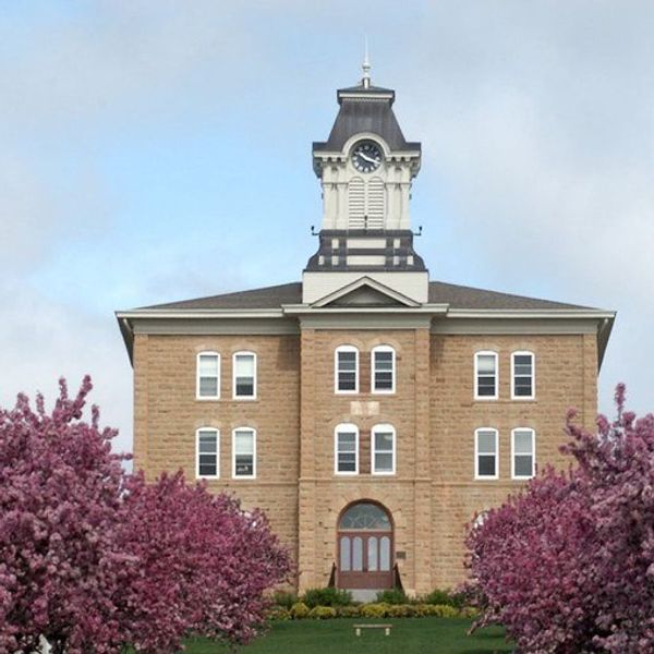 20 Things You Know If You Go To A Small Liberal Arts College