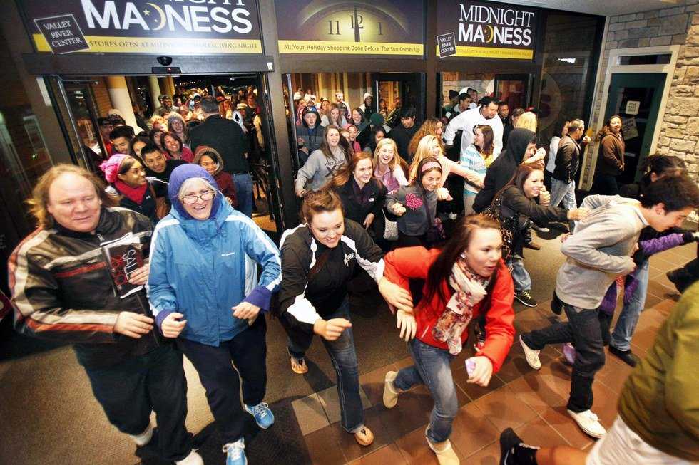 From The Retail Worker Working On Thanksgiving