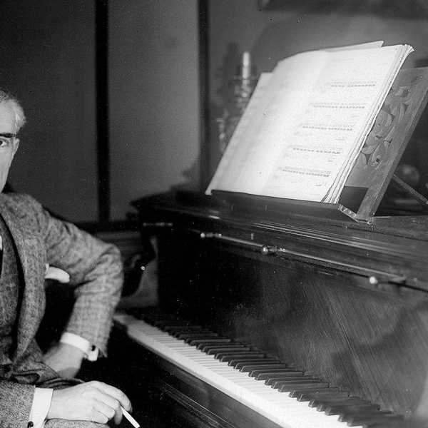 Lost To The World Of Fantasy: Maurice Ravel's "Pavane Pour Une Infante Defunte"