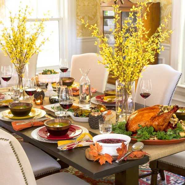 7 Helpful Tips To Talking Politics With Your Family This Thanksgiving
