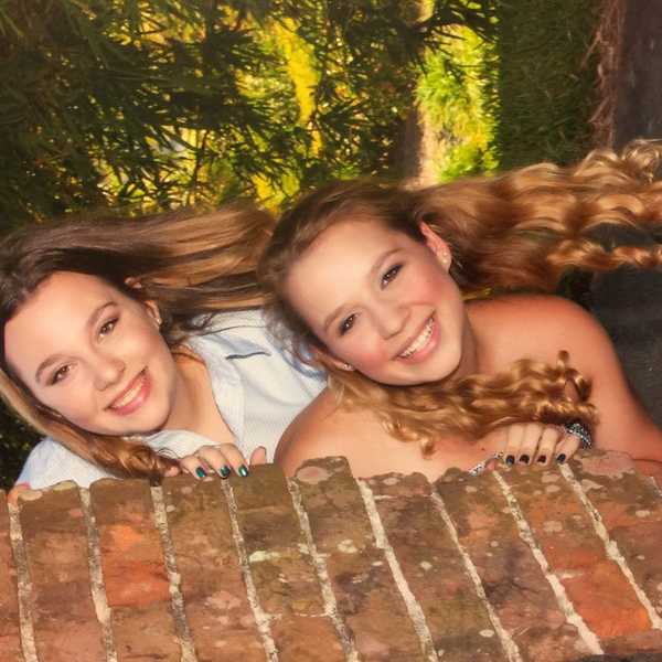 What It's Really Like to Have A Twin