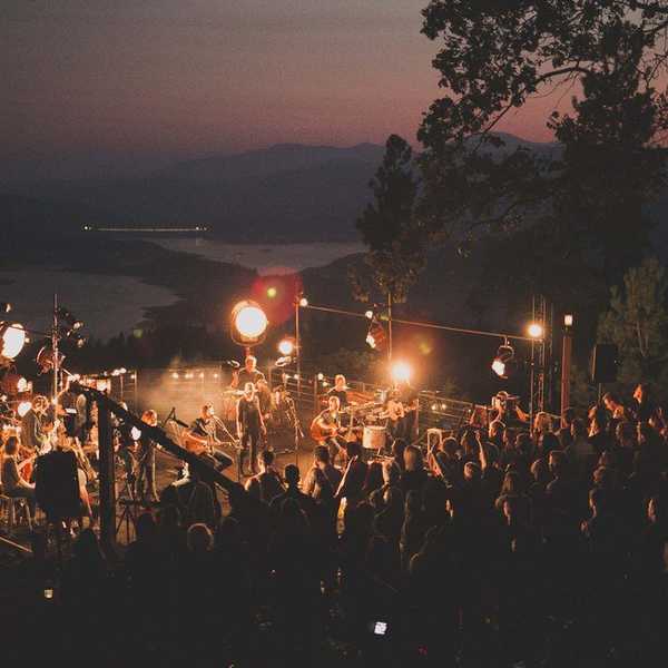 A Worship Playlist For The Anxious Mind