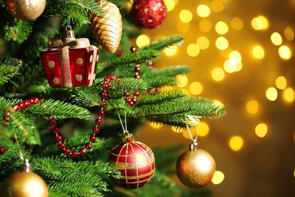 5 Signs You Might Be Obsessed With The Holidays