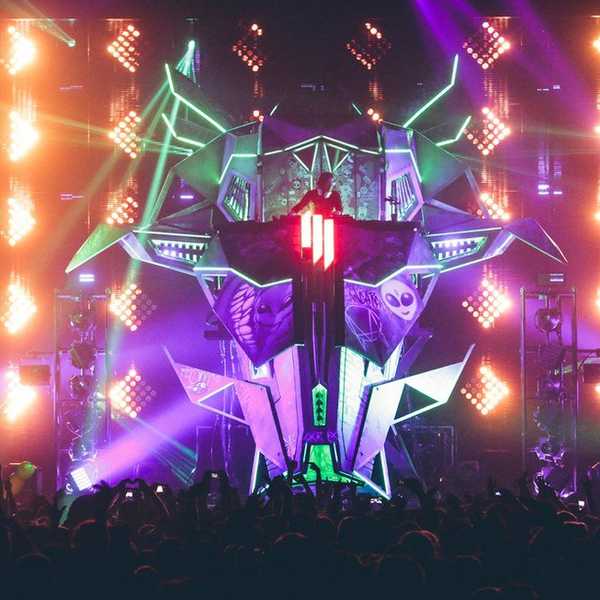 What It's Really Like Attending Your First Rave