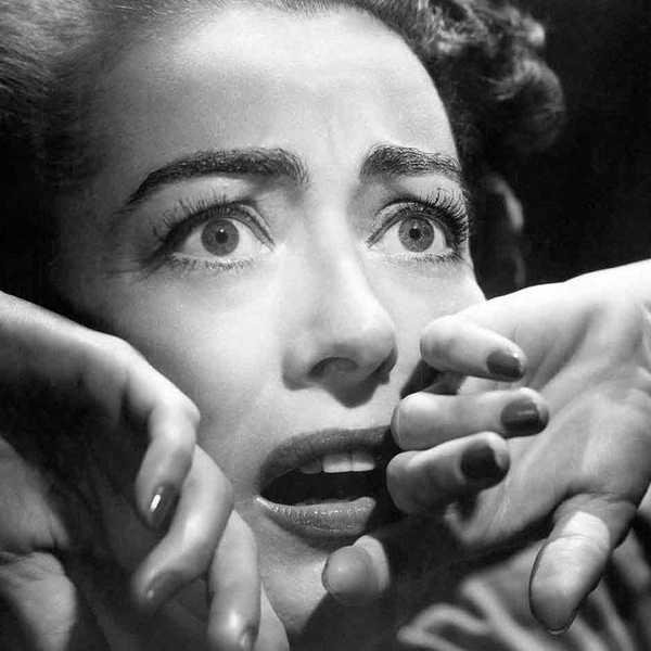 10 Fear-Fighting Verses In The Book Of Isaiah